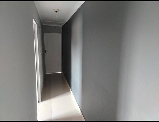 3 BEDROOM PROPERTY TO RENT IN RED HILL